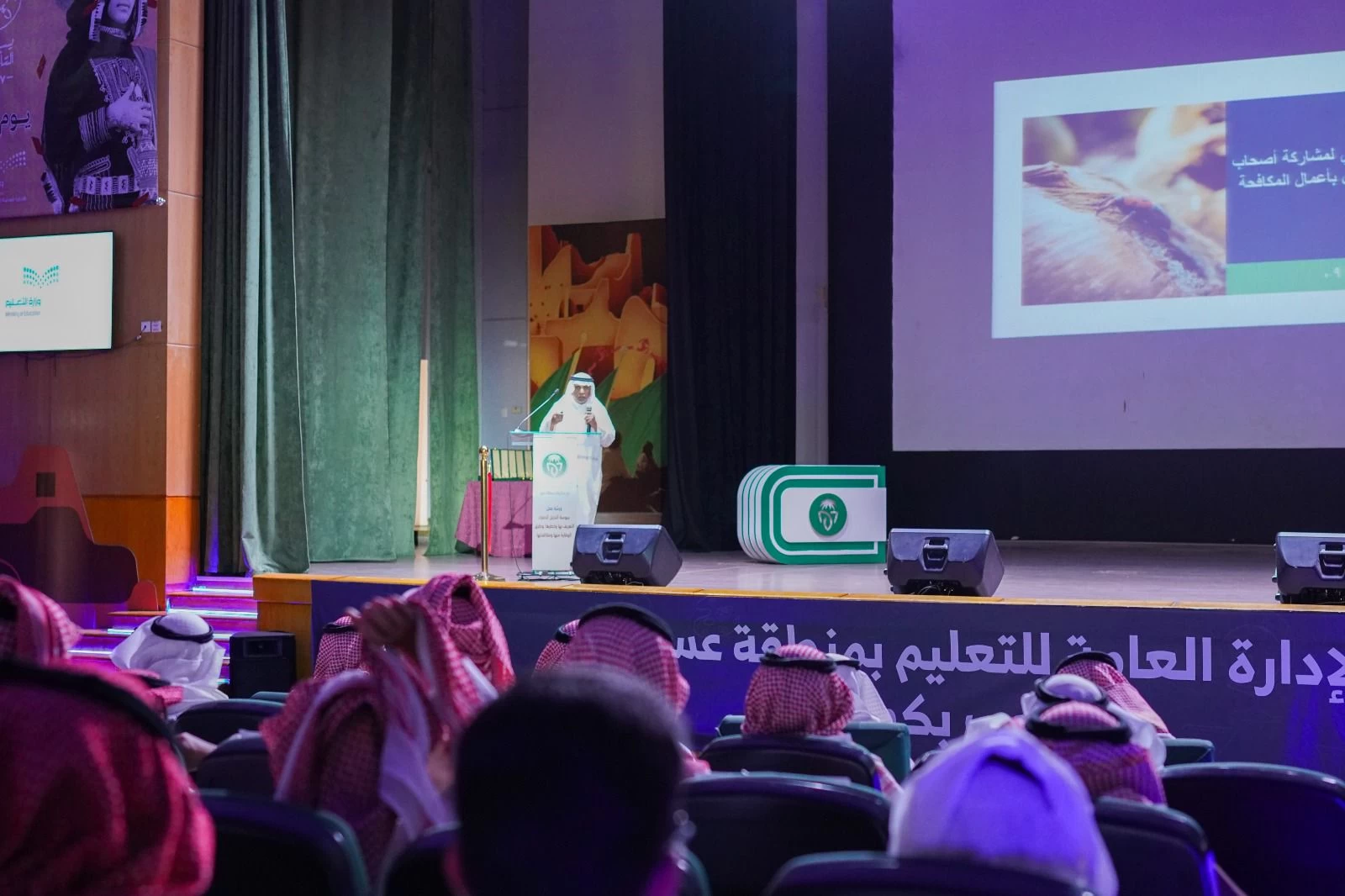 "وقاء" و "التعليم" يُقيمان ورشة عمل للتعريف بسوسة النخيل الحمراء   