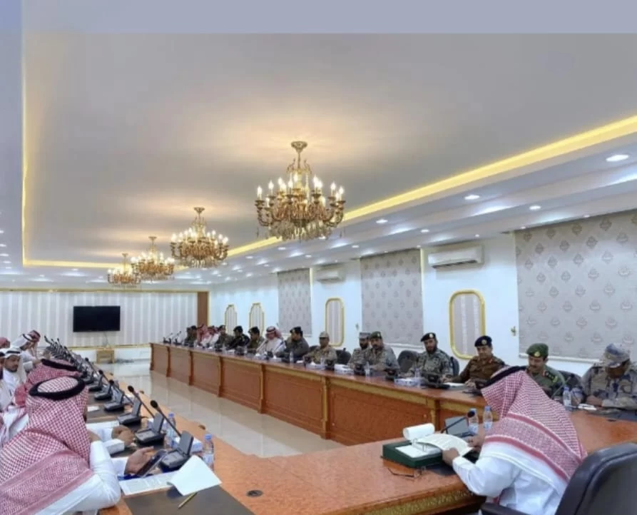 محافظ شرورة يرأس لجنة الحج بالمحافظة 