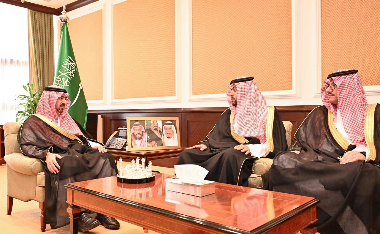 نائب أمير منطقة تبوك يستقبل الرئيس التنفيذي لجودة الحياة 