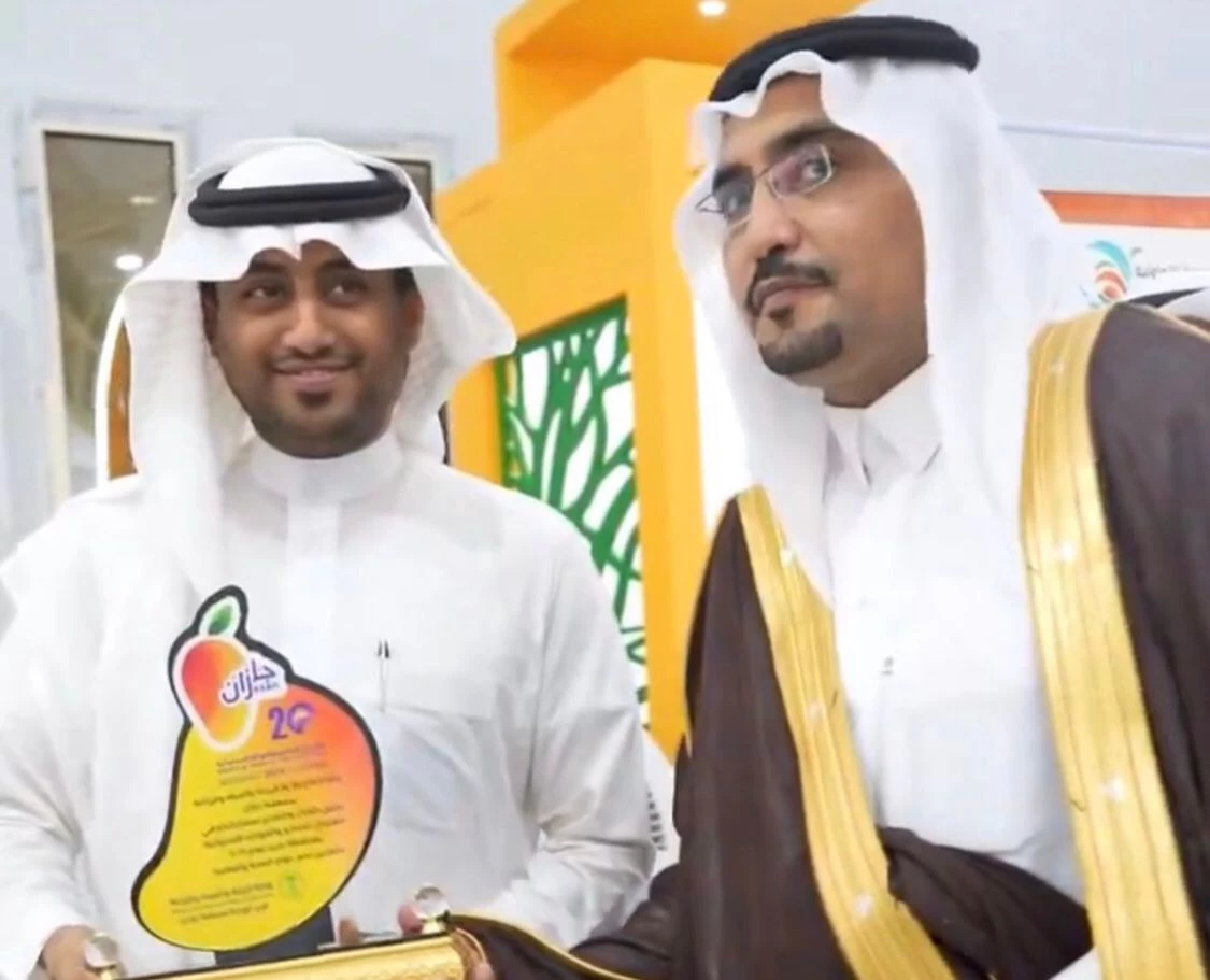 محافظة صبيا تكرم «إتحاد جمعيات جازان» لمساهمتهم في إنجاح مهرجان المانجو الـ20