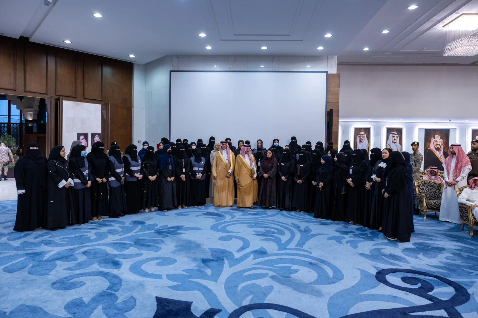 أمير الشرقية يُكرم المشاركين في النسخة الرابعة من حملة "صحتك في رمضان"