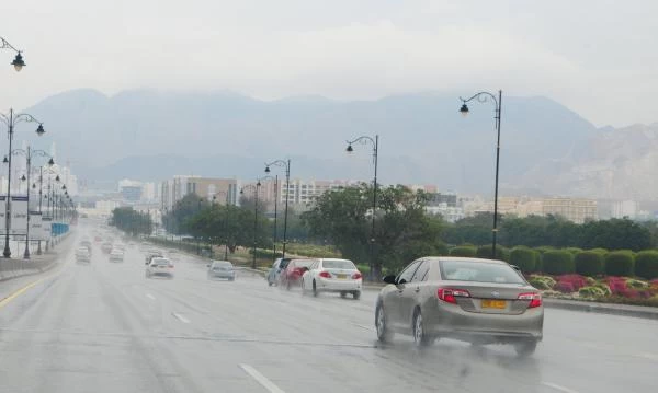 المركز الوطني للأرصاد ينبه من تكون أمطار على منطقة عسير