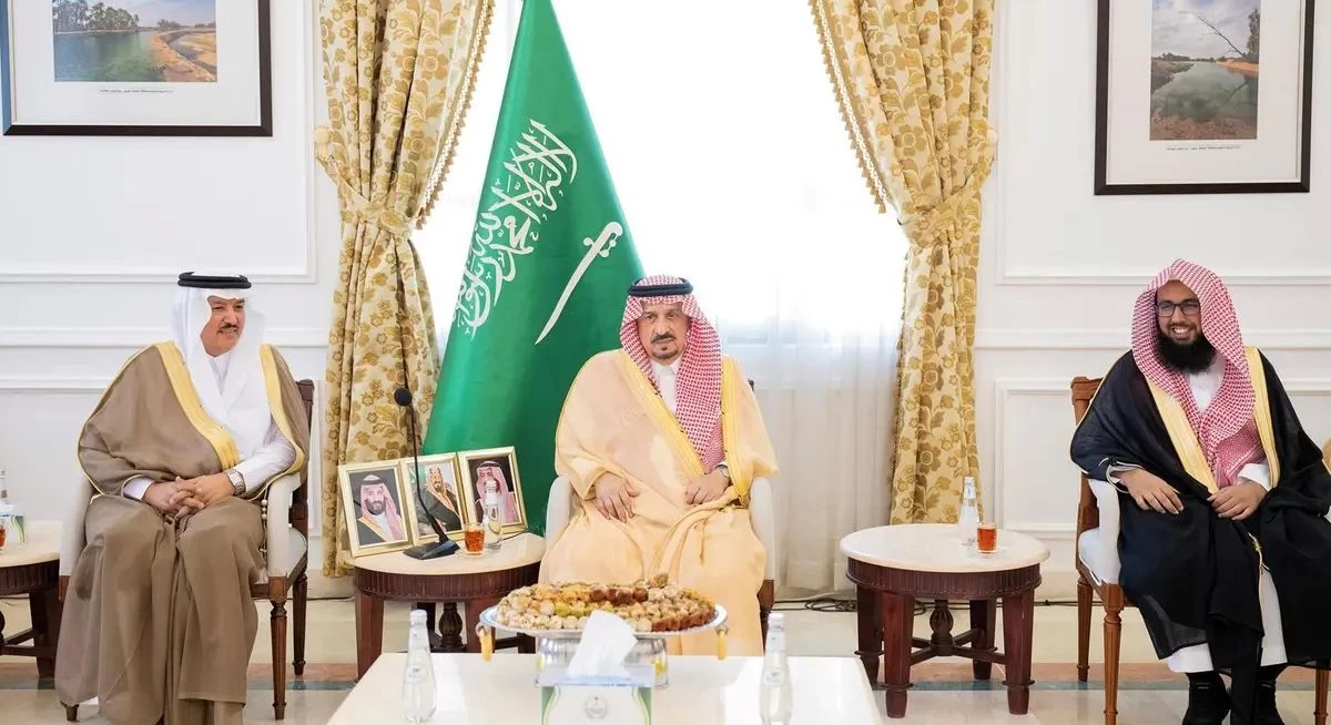 أمير منطقة الرياض يصل إلى محافظة المجمعة في جولة تفقدية ويدشّن عدداً من المشروعات التنموية
