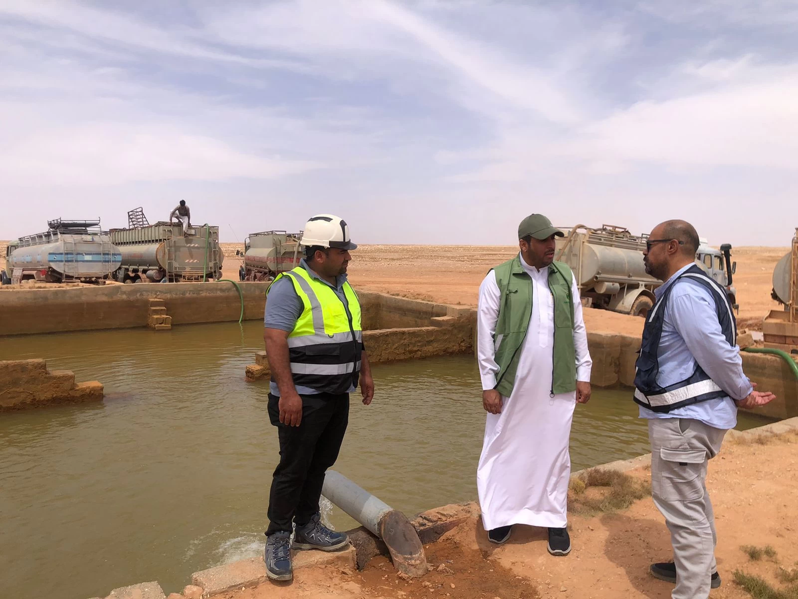 مدير عام بيئة الشمال يتفقد موارد البادية بمركز حزم الجلاميد .