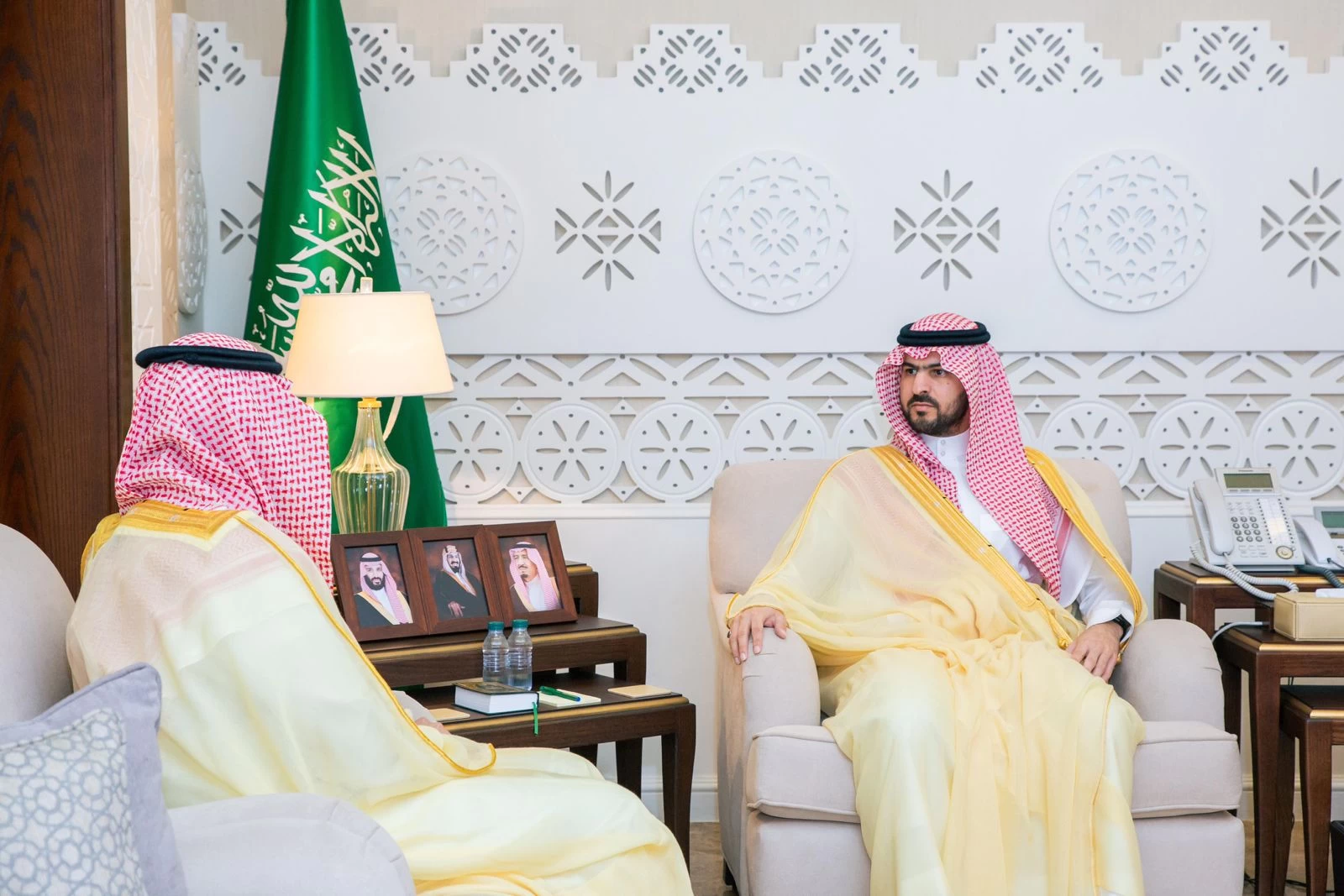 نائب أمير الشرقية يستقبل مدير فرع الهيئة العامة لعقارات الدولة