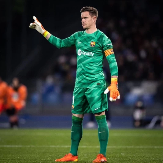 تير شتيغن يدخل دائرة اهتمامات نادي الاتحاد 