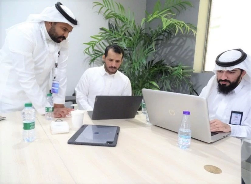 كرسي أرامكو للسلامة المرورية بجامعة الإمام عبد الرحمن بن فيصل يختتم دورة "تدقيق سلامة الطرق"