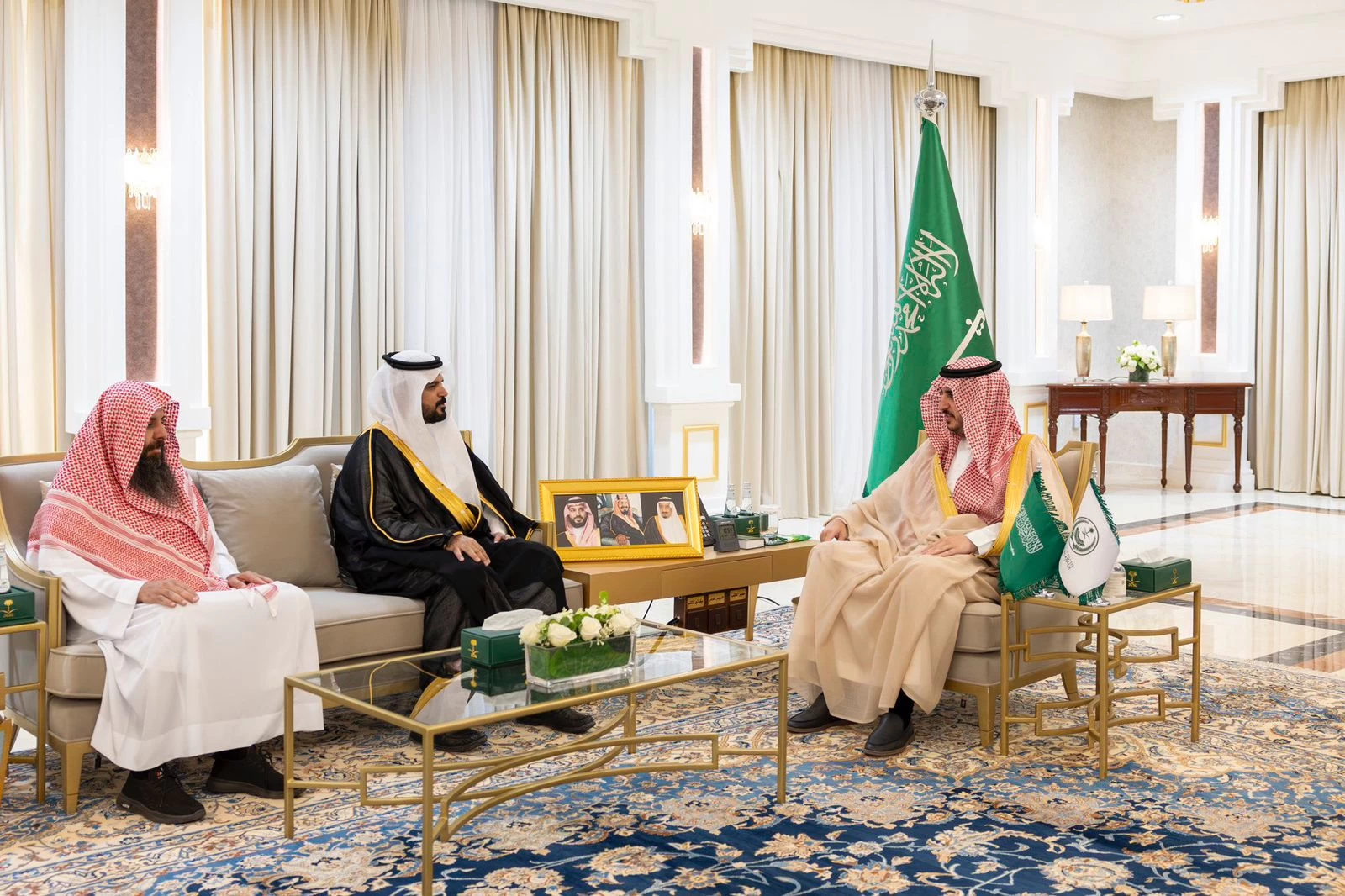 أمير منطقة الجوف يطلع على تقرير وإنجازات مجلس الجمعيات الأهلية بالمنطقة