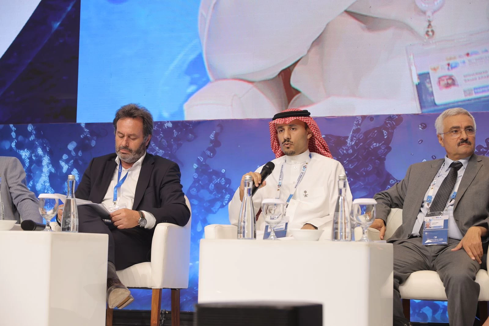 "البيئة": خطة وطنية لإنشاء 96 مشروعًا بـ 4 مليارات دولار لتعزيز البنية التحتية في إعادة استخدام المياه المجددة تحقيقاً لمستهدفات الاستراتيجية