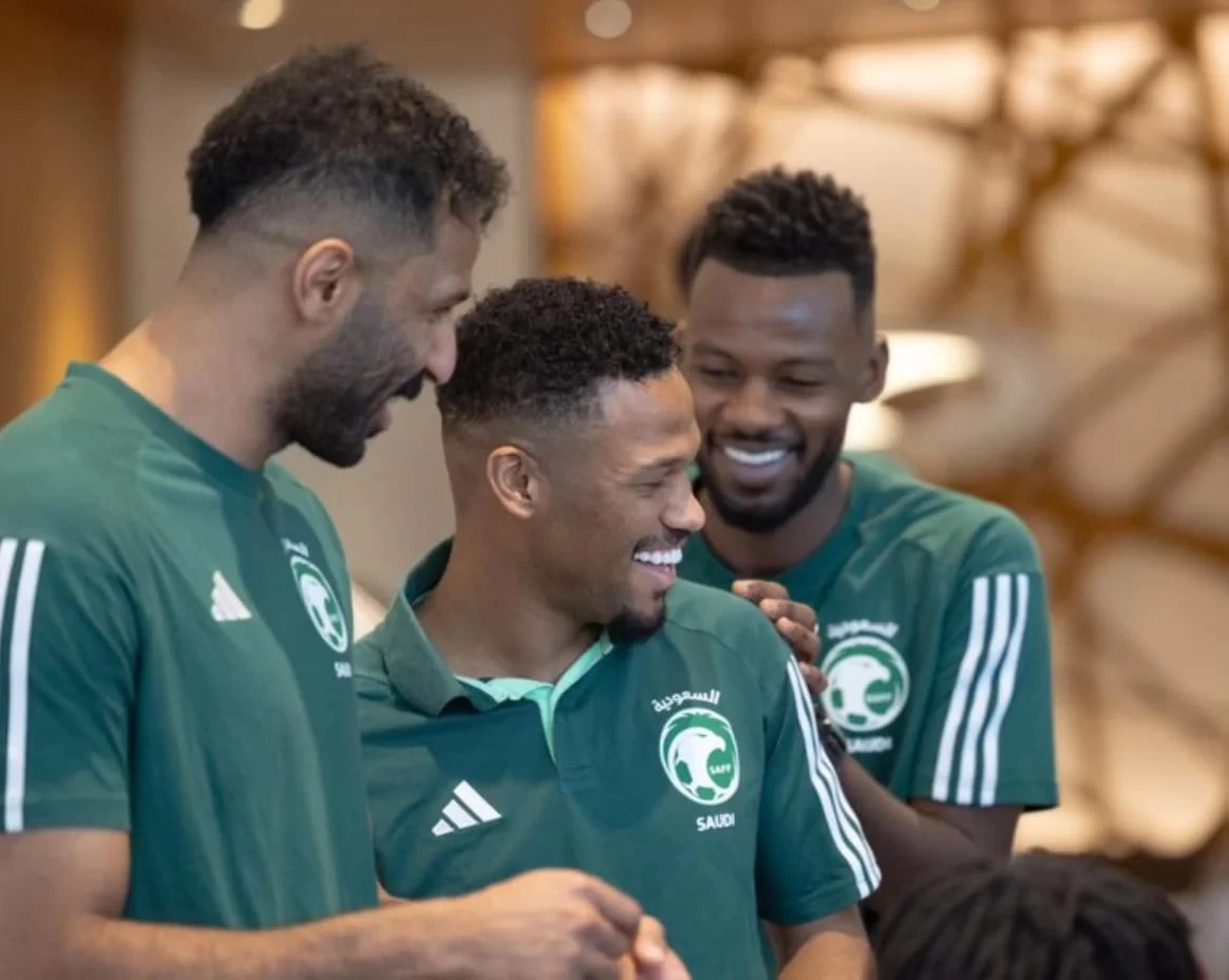 تقرير طبي يبعد أيمن يحيى من معسكر "الأخضر"