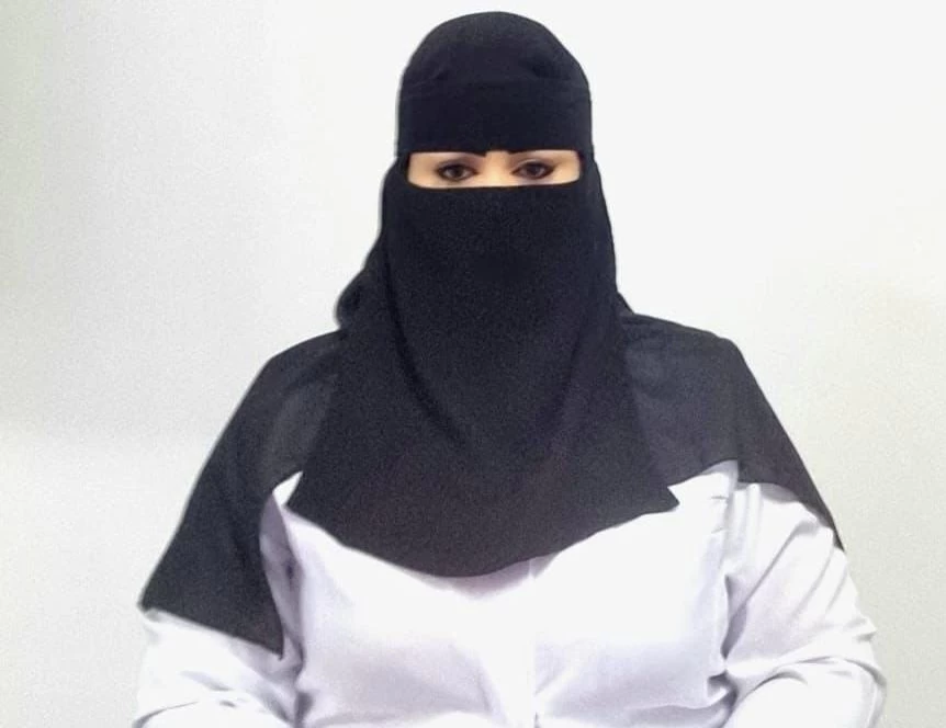 موقف بطولي لممرضة سعودية ينقذ حياة شخصاً أصيب بحادث مروري