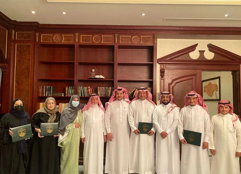 عقد الاجتماع العمومي الختامي للدورة 18بجائزة الشيخ محمد بن صالح للتفوق العلمي 