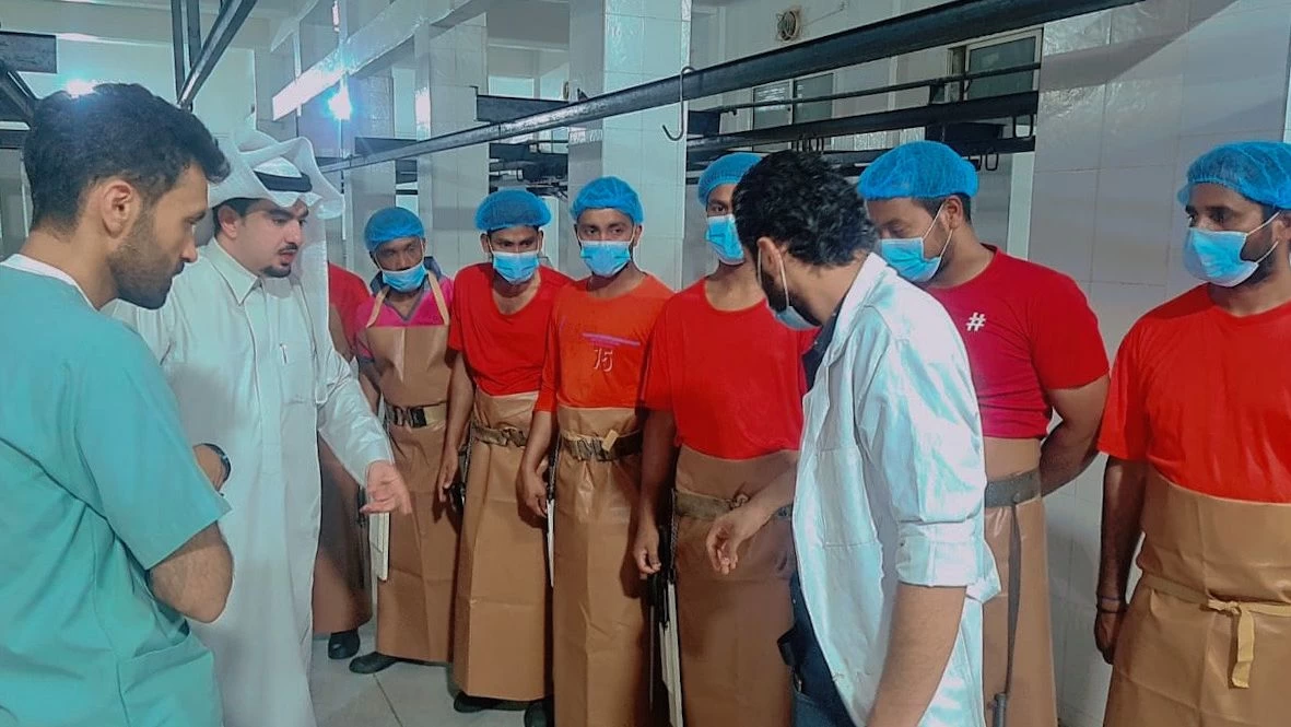 مدير " بيئة " حفرالباطن يتفقد مسلخ المحافظة