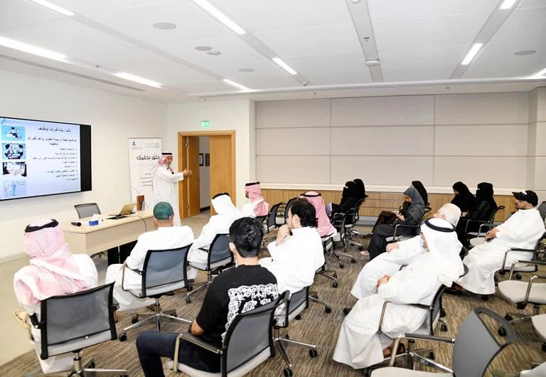 تعزيز بناء الجدارات للمنشآت الصغيرة والمتوسطة بغرفة الشرقية