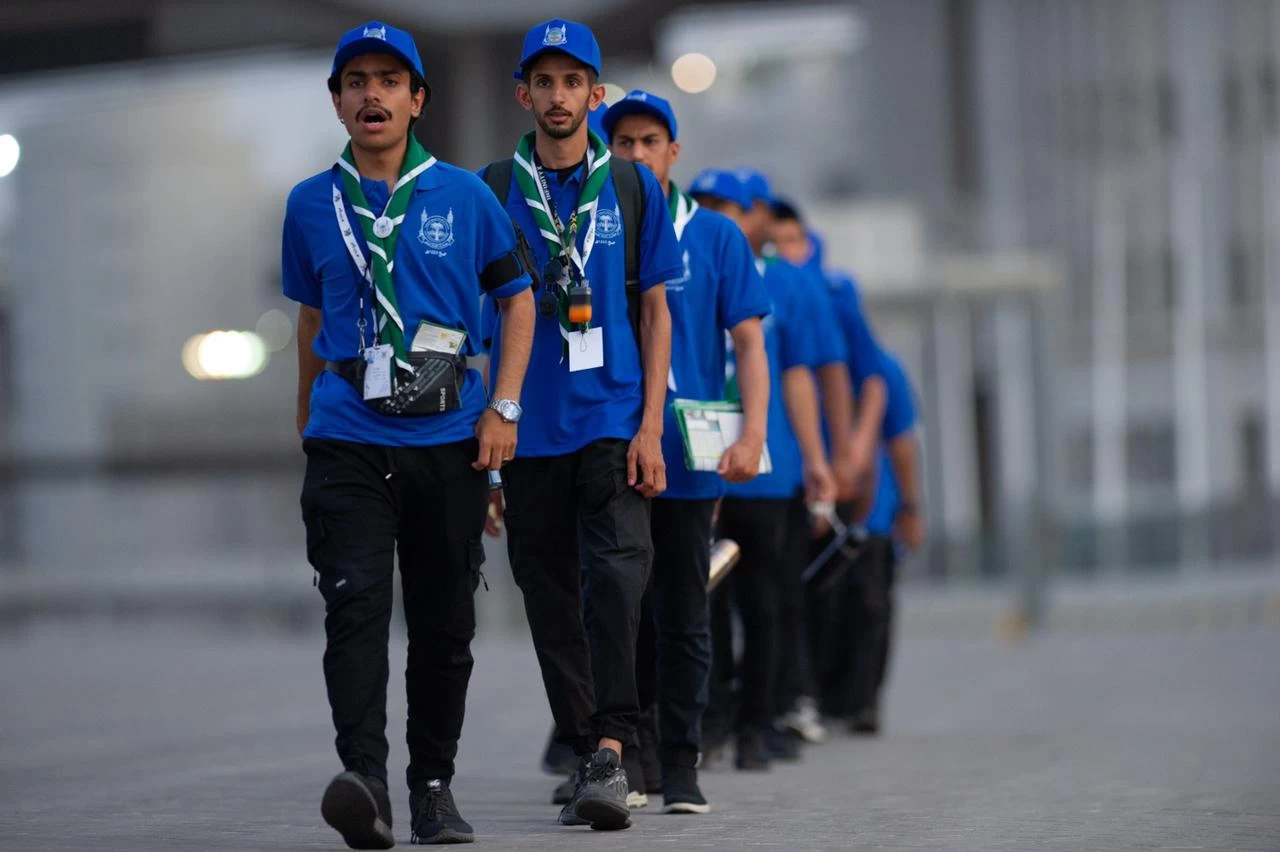 أكثر من 4000 كشاف وجوال يبدؤون مسح مشعري منى وعرفات