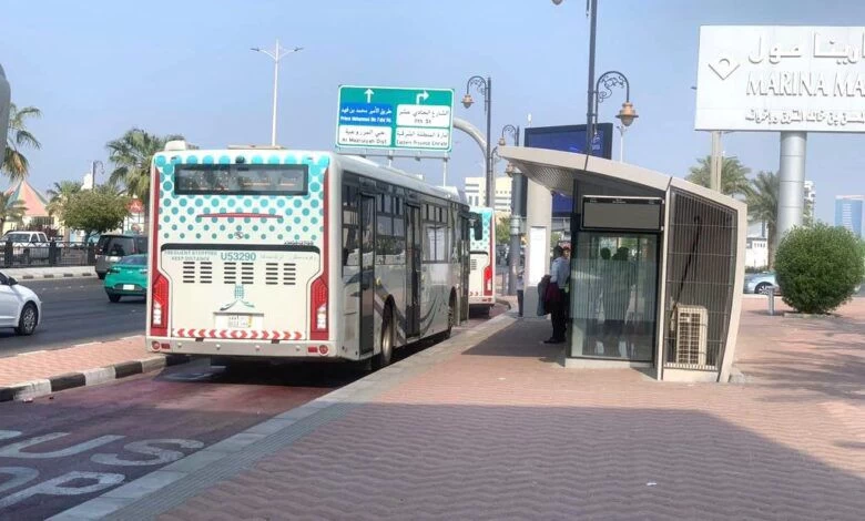 تسهيلاً على الحجاج .. أمانة الشرقية تطلق مبادرة ” خدمة النقل الترددي لمطار الملك فهد الدولي بالدمام” و2000 تذكرة بالحافلات مجانا