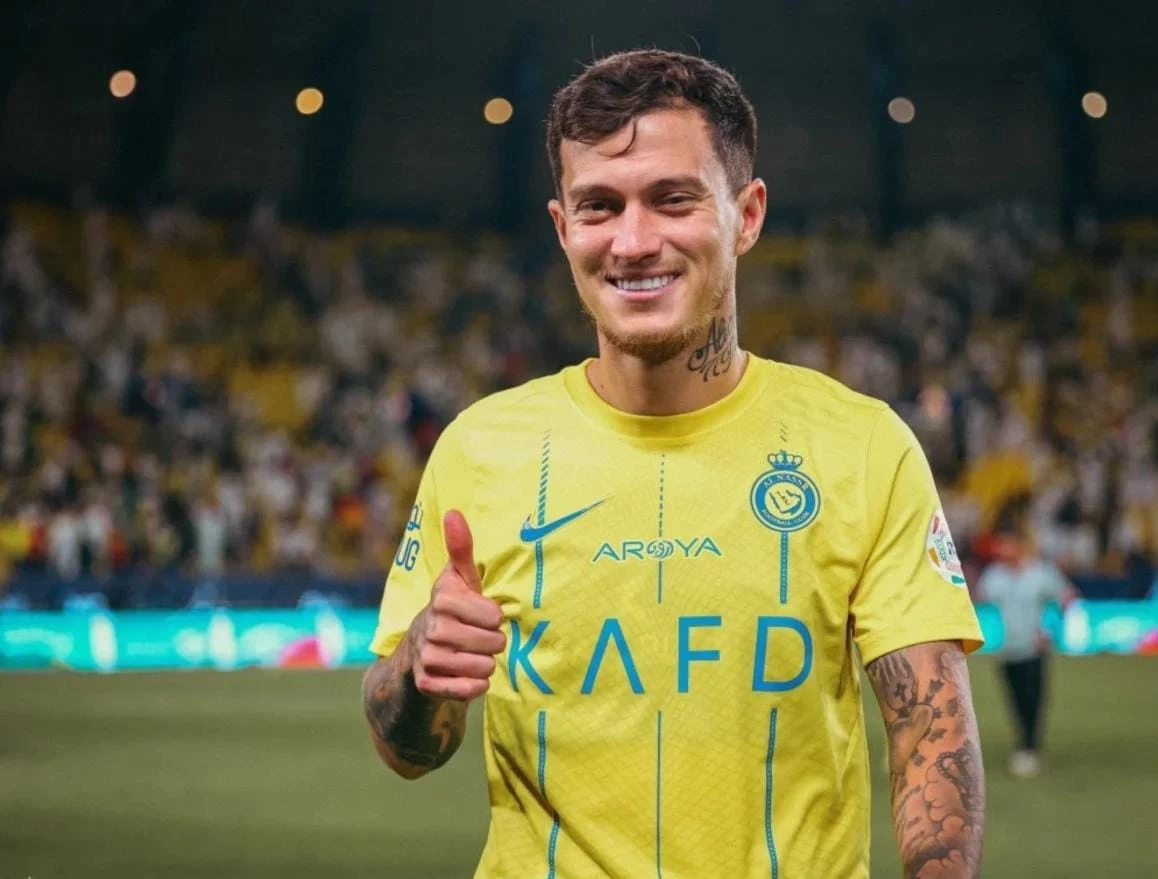 الدولي البرتغالي "أوتافيو": الدوري السعودي أكثر تنافسية من الدوري البرتغالي