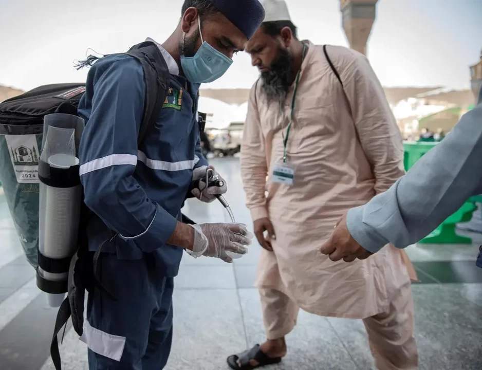 سقيا المياه لحجاج بيت الله الحرام .. من الندرة إلى الوفرة