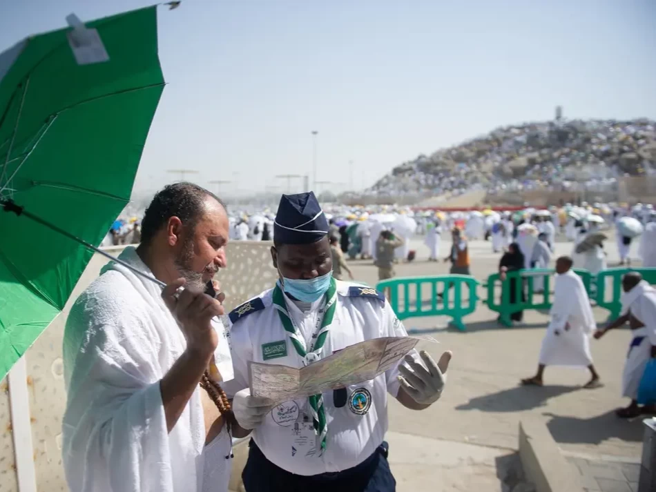 معسكرات الخدمة العامة بالمشاعر المقدسة تغرس روح العمل التطوعي في الشباب