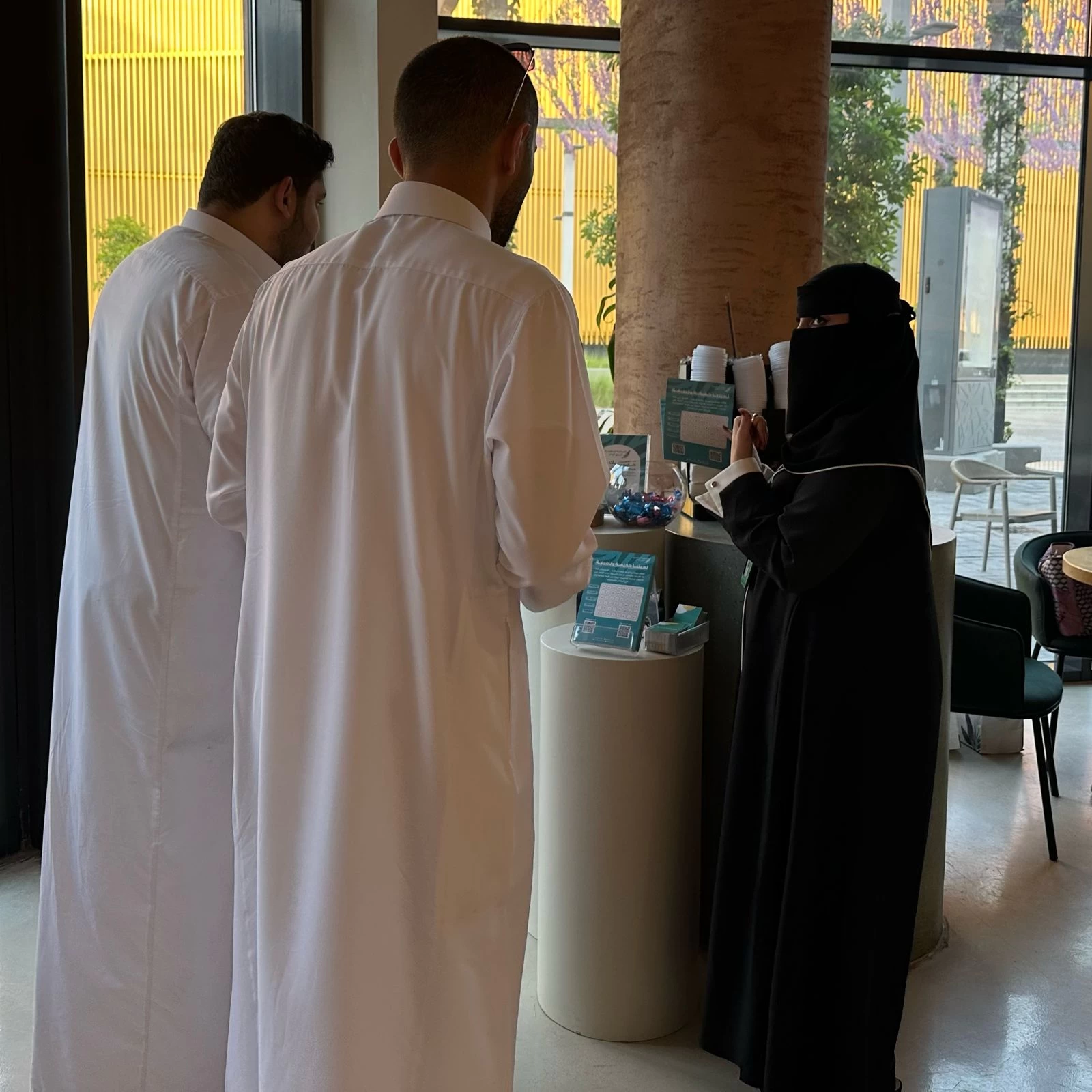 "جوّ ولمة" في مطاعم ومقاهي المنطقة الشرقية