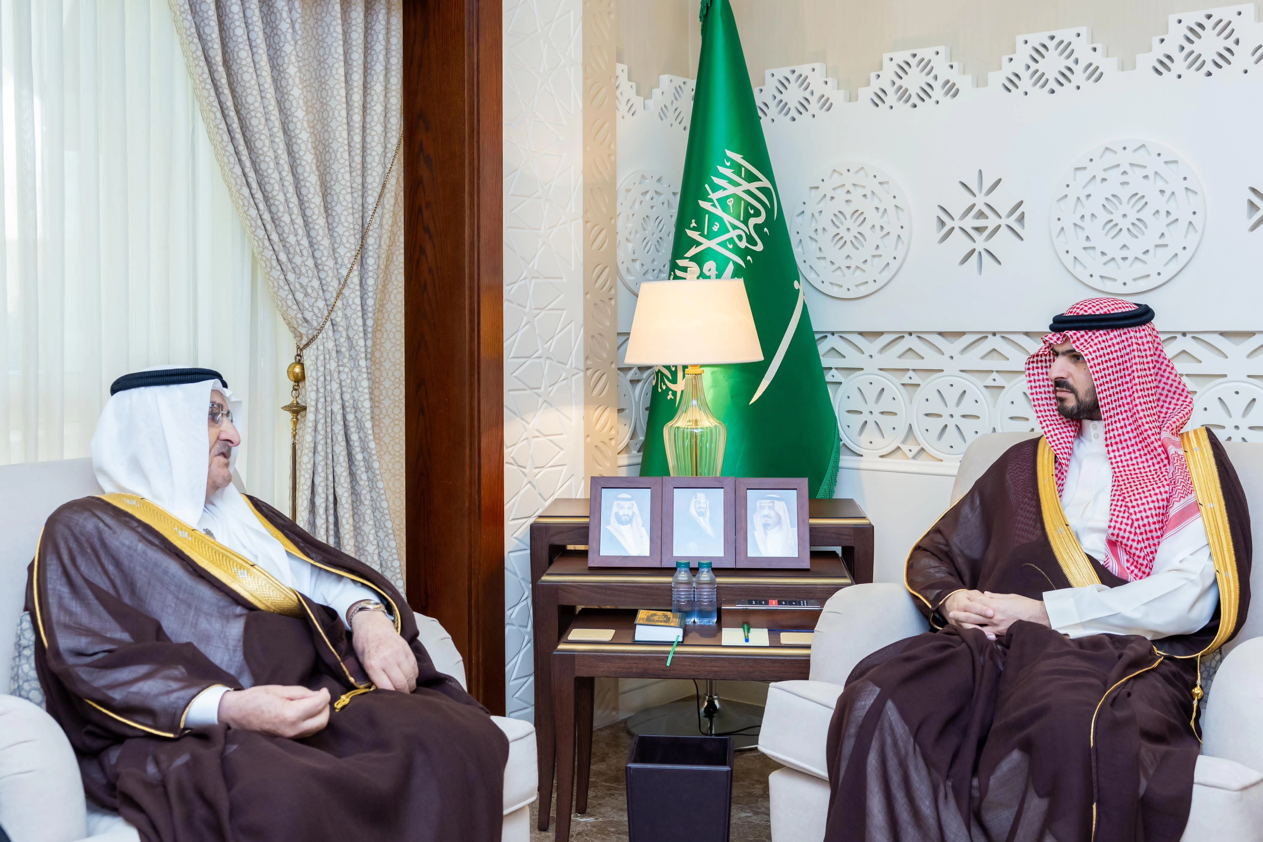 نائب أمير الشرقية يستقبل الجهات الداعمية الداعمة لسباق الجري الدولي ٢٥