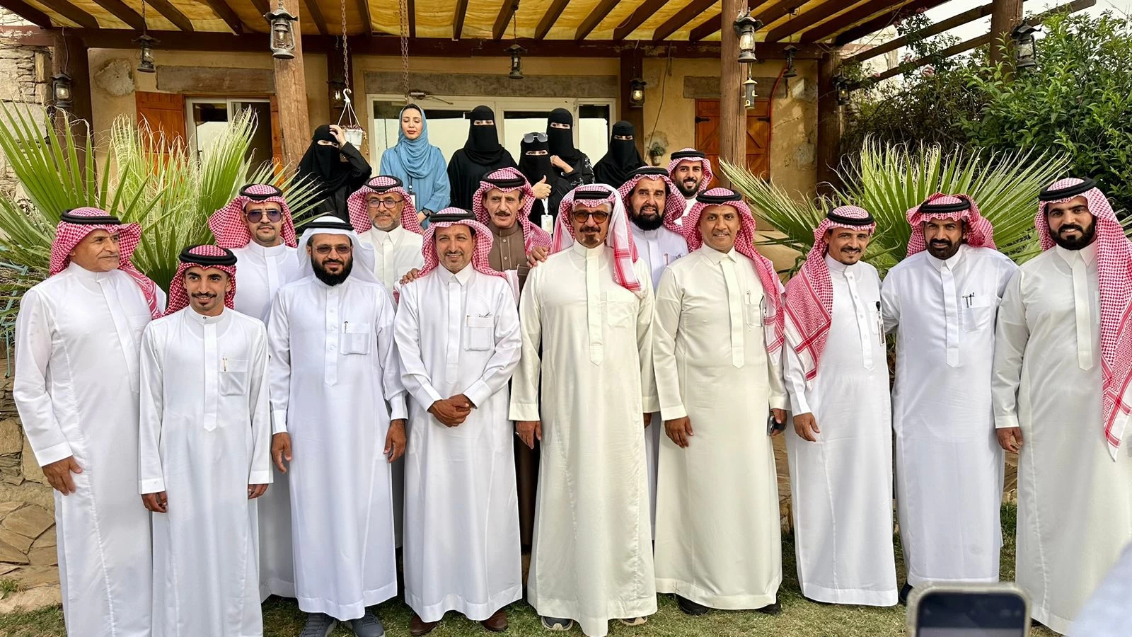 رابطة مرشدي عسير السياحيين في ضيافة سمو الأمير ناصر بن عبدالرحمن ال سعود بتنومة