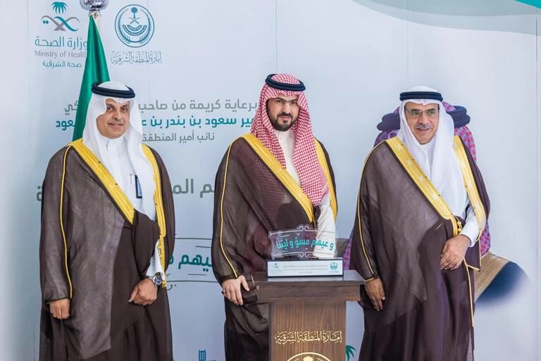 نائب أمير الشرقية يكرم المشاركين في حملة “وعيهم مسؤوليتنا”