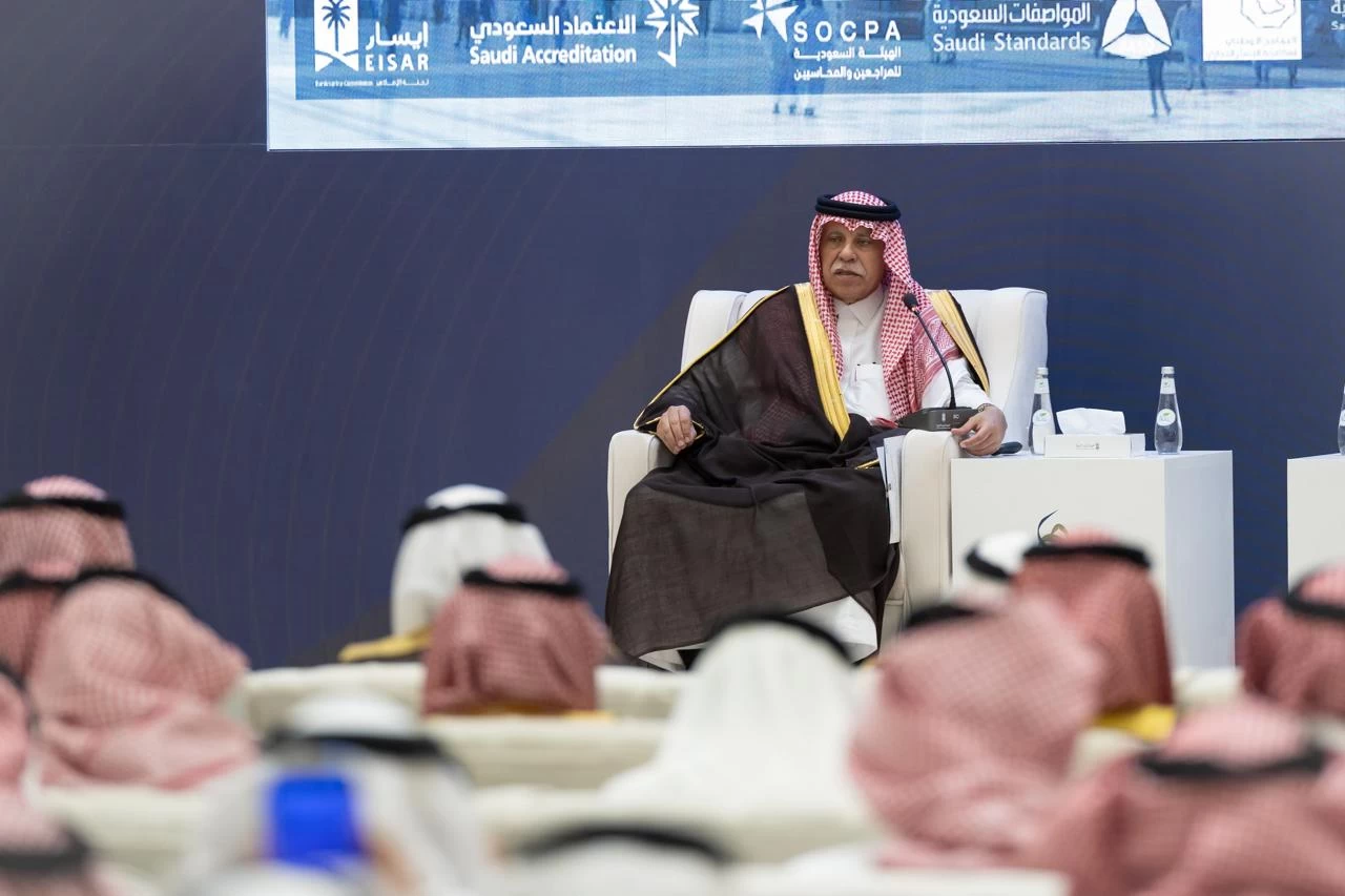 القصبي يجتمع برجال وسيدات الأعمال بالمدينة المنورة لتطوير الأعمال.. ويكشف عن نمو السجلات التجارية بالمنطقة بنسبة 33%