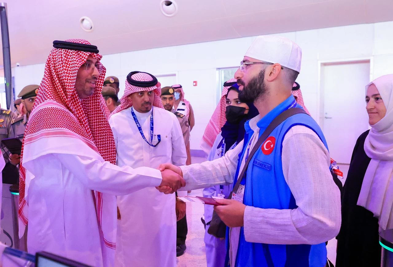 7e9ea8bc-7e72-4e8e-ab63-679ec050e232-2