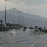 "البيئة": أمطار متفرقة على 7 مناطق بالمملكة ومكة المكرمة الأعلى هطولًا بـ 32.2 ملم في القنفذة