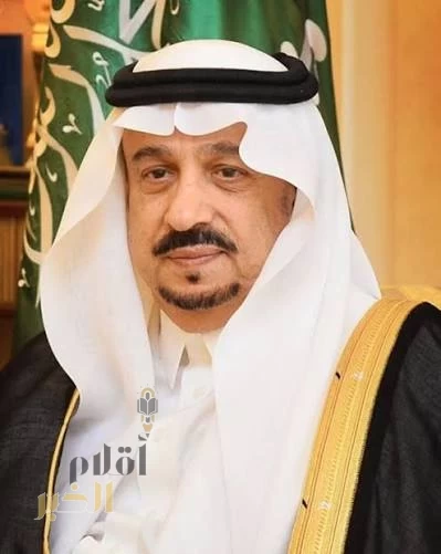 أمير منطقة الرياض يُعزي في وفاة والد الشيخ الجهني