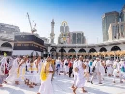 الحجاج المتعجلون يؤدون طواف الوداع بيسر وطمأنينة