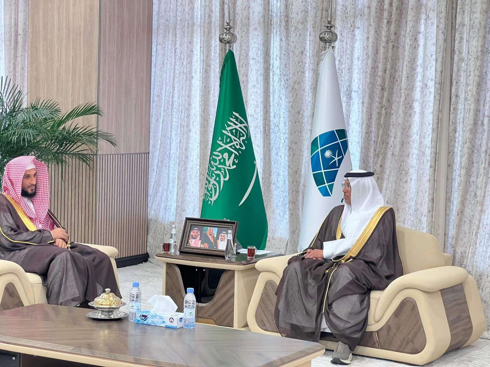 المدير العام لفرع وزارة الشؤون الإسلامية في جازان يلتقي بأمين المنطقة&nbsp;