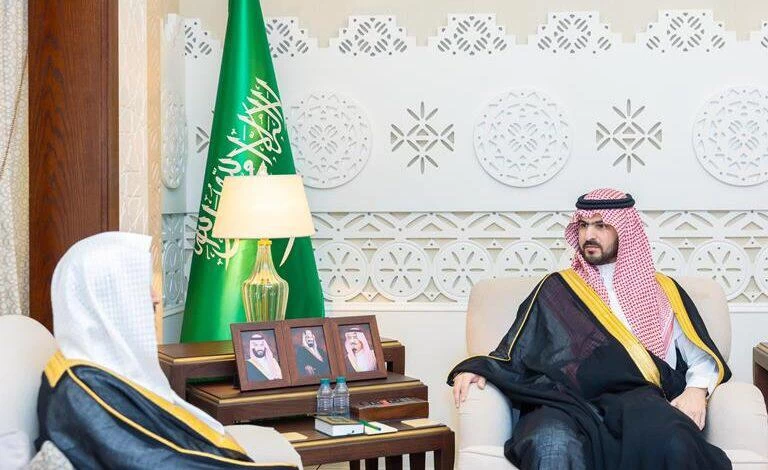 نائب أمير الشرقية يستقبل رئيس المحكمة العامة بمحافظة الجبيل
