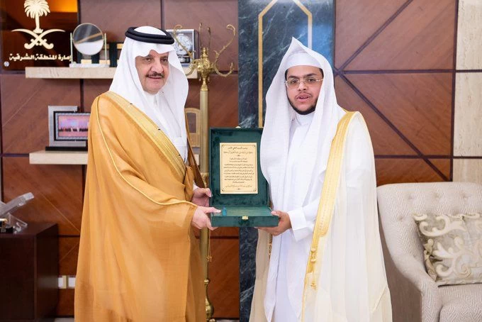 أمير الشرقية يستقبل قاضٍ بمحكمة الأحوال الشخصية