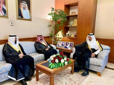 محافظ القطيف يلتقي مدير فرع وزارة البيئة والمياه والزراعة في المنطقة الشرقية