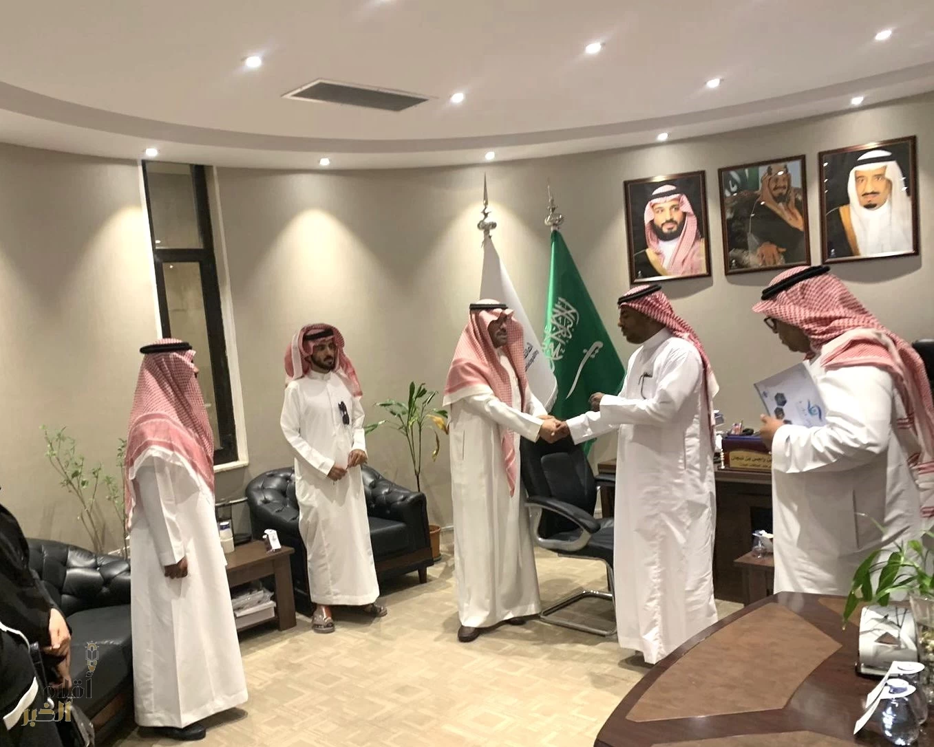 أمانة الشرقية وجمعية رؤية لتنمية القدرات البشرية يناقشان تفعيل دور الشراكات المجتمعية والاستفادة من الخبرات ونقل التجارب الناجحة