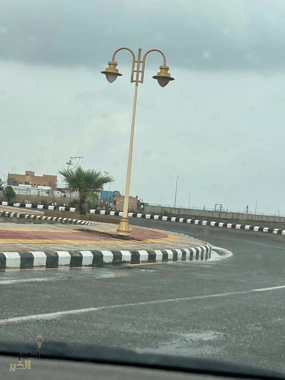 أمطار غزيرة تشهدَّها مُحافظة القنفذة صباح اليوم الثلاثاء 