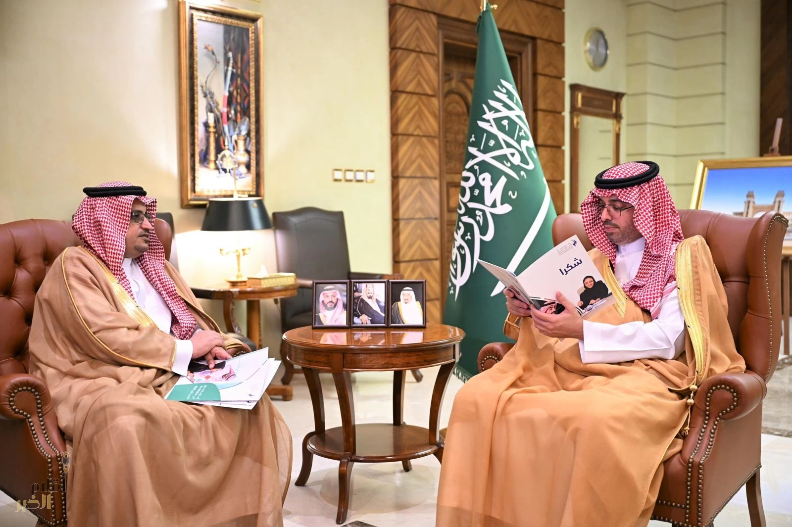مُحَافظَ جدة يَستقْبِل مُدير صندوق تنميّة الموارد البشريّة بمنطقة مكة المكرمة