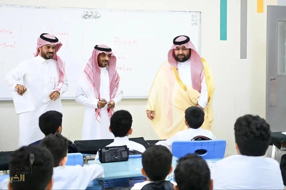 نائب أمير جازان يشهد انطلاقة العام الدراسي الجديد بمدارس المنطقة