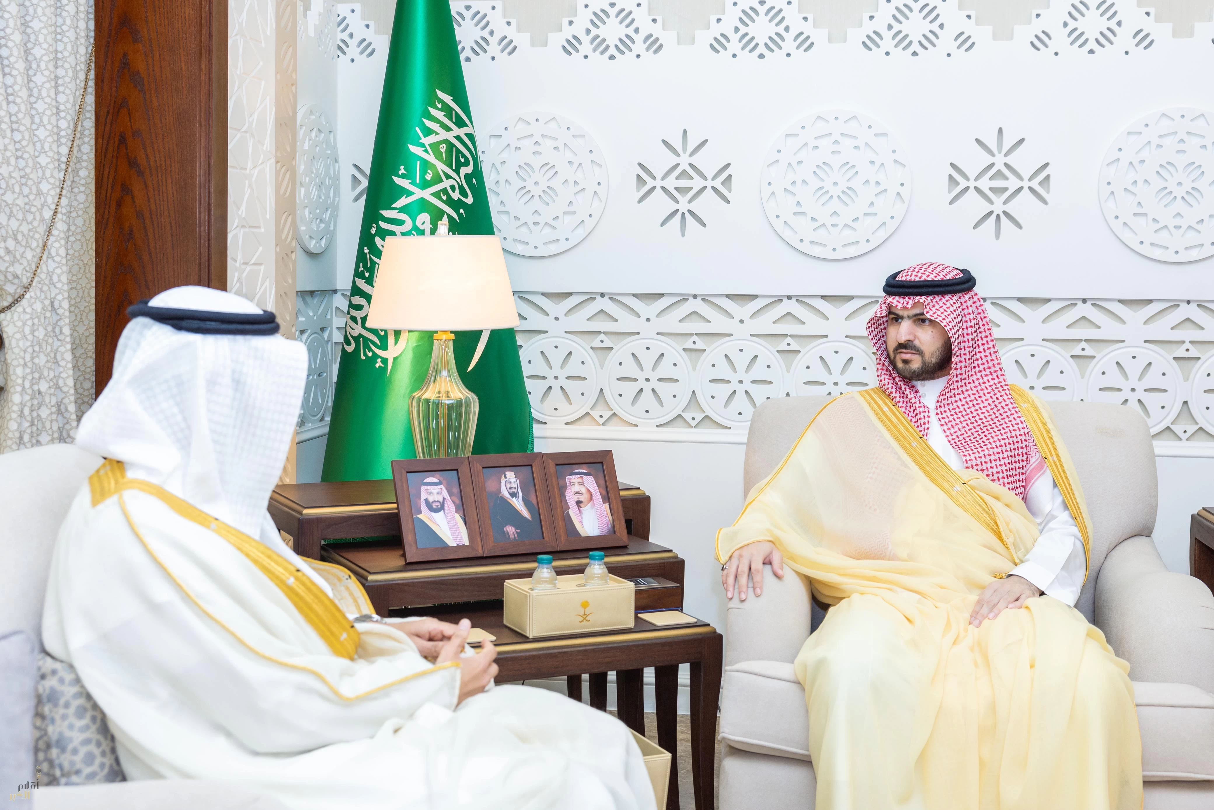 نائب أمير الشرقية يلتقي رئيس جامعة الإمام عبدالرحمن بن فيصل المكلف