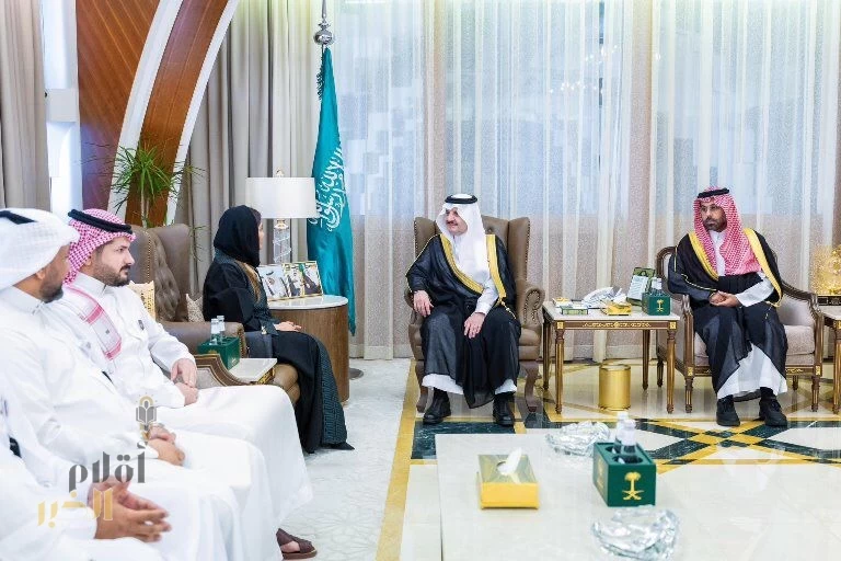 أمير الشرقية يستقبل أعضاء نادي شعلة الشرقية النسائي