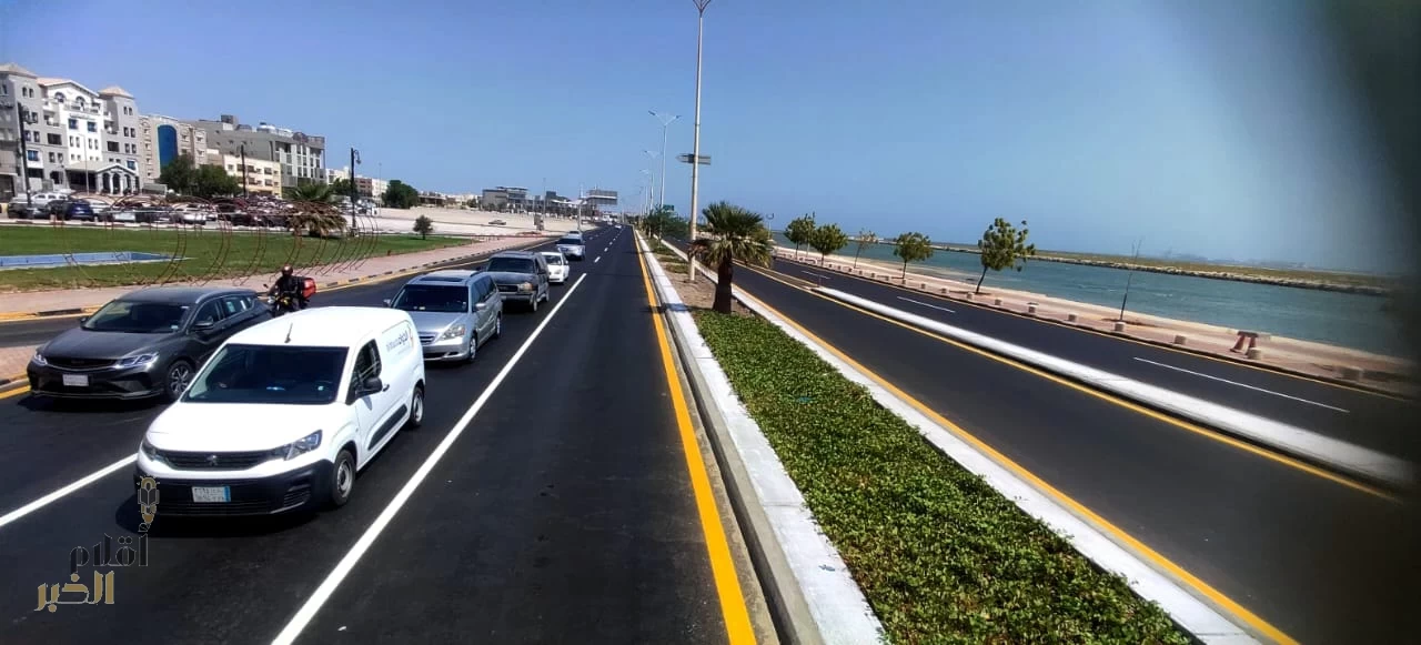 أمانة الشرقية: إنجاز 65% من أعمال صيانة شارع الملك عبد الله بالدمام الواجهة البحرية
