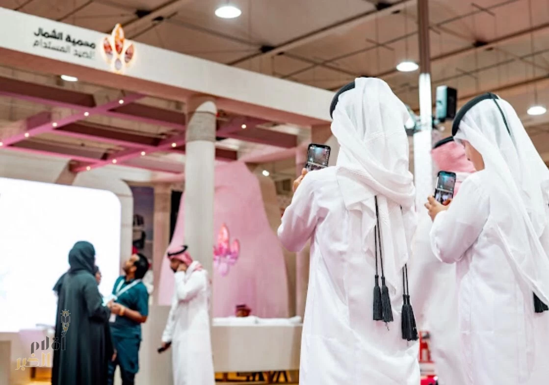 محمية الإمام تركي بن عبدالله الملكية تدشن جناحها في معرض كتارا الدولي للصيد والصقور