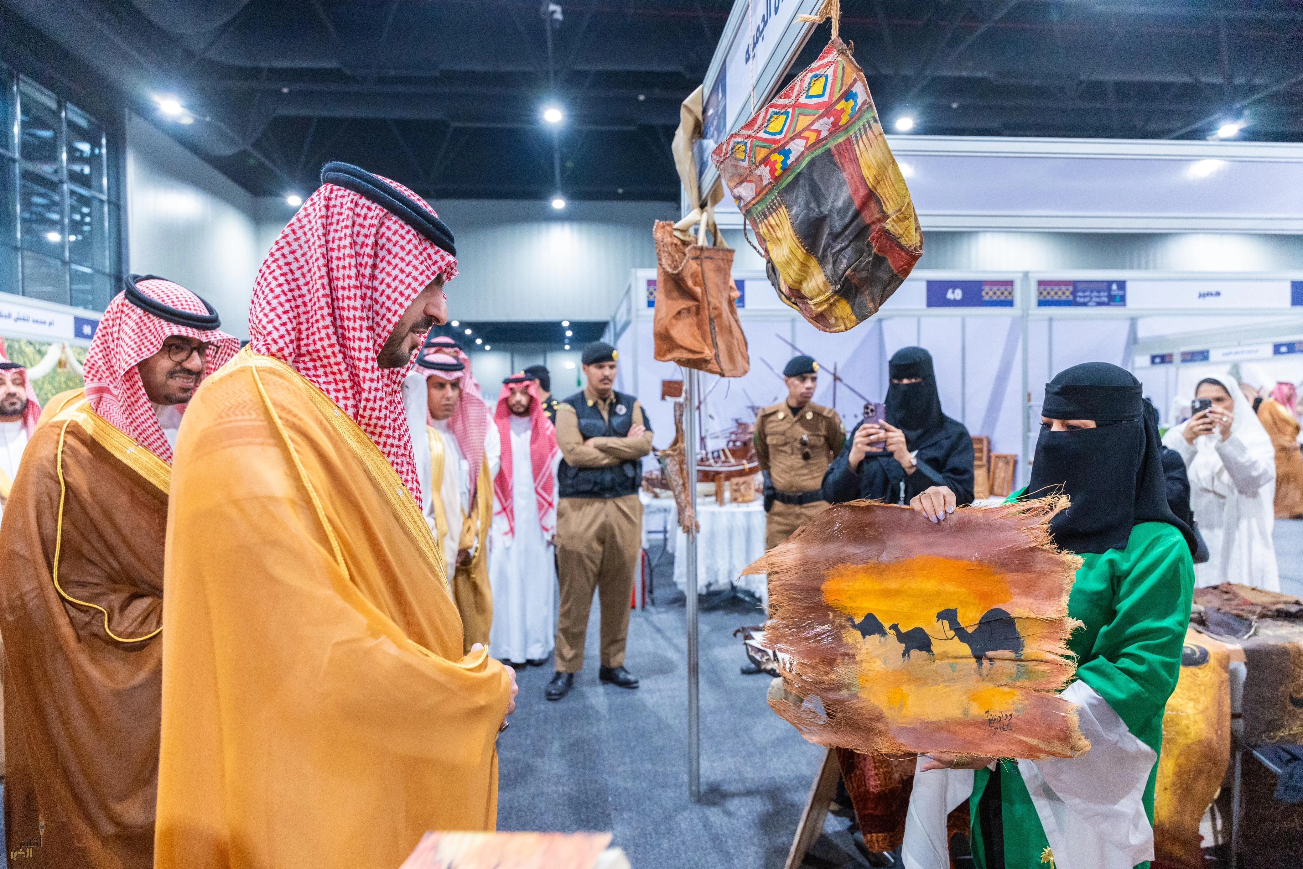 نائب أمير الشرقية يرعى افتتاح معرض الحرف والأعمال اليدوية 2024م