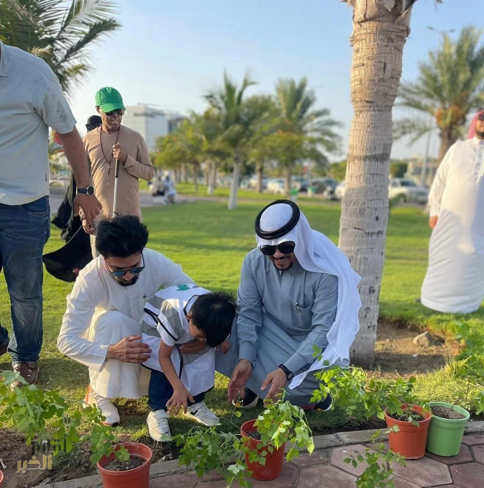 بمناسبة اليوم الوطني السعودي 94 إطلاق مبادرة الغطاء النباتي " ازرع شجرة لأجلهم" بجدة