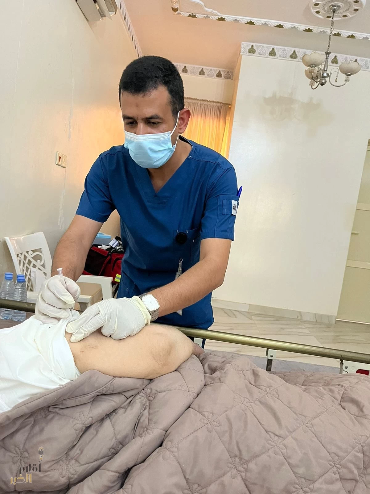 "مستشفى رماح" يقدم لقاح الإنفلونزا الموسمية لكبار السن في منازلهم