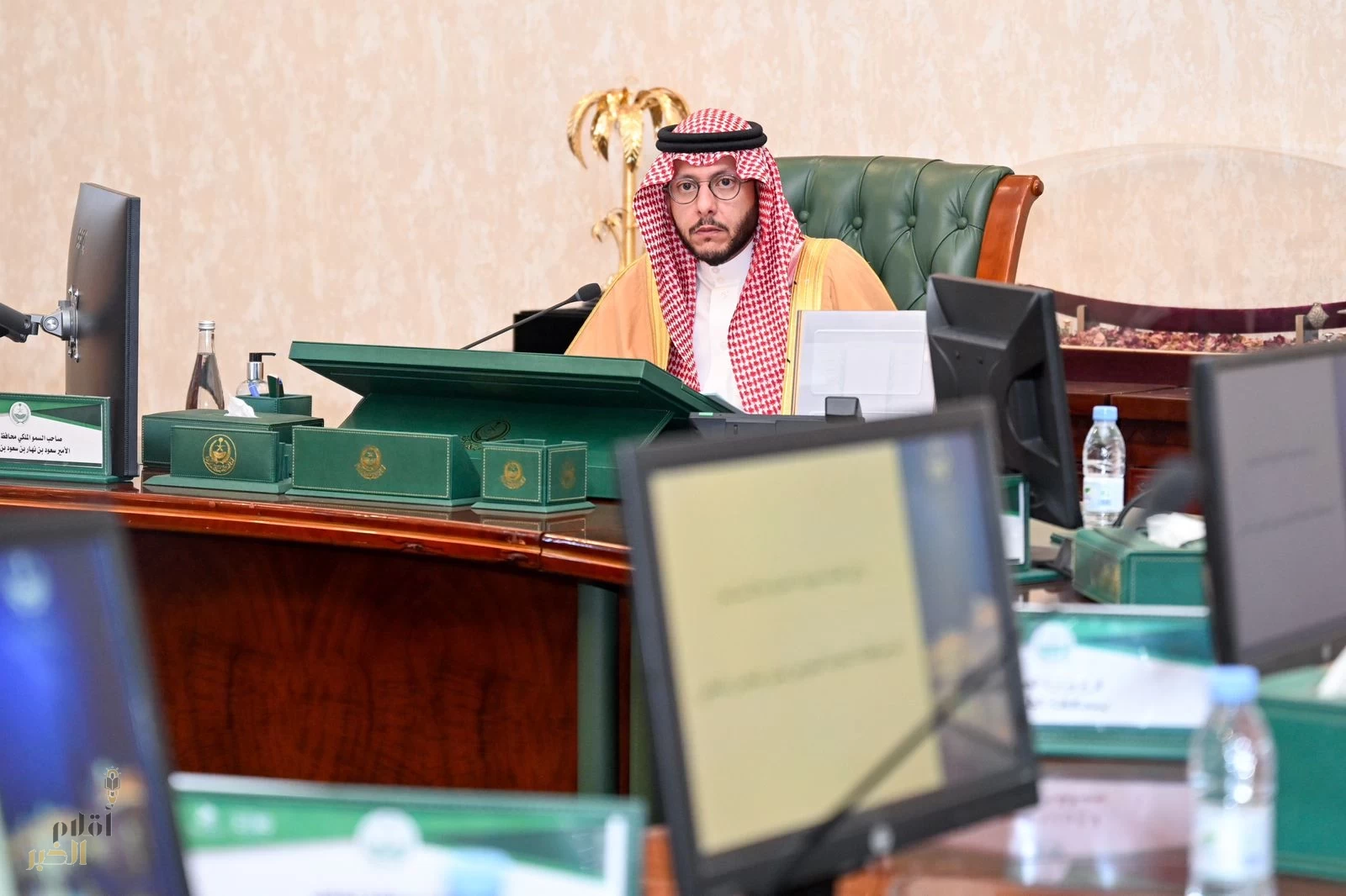 محافظ الطائف يرأس إجتماع المجلس المحلي للتنمية والتطوير