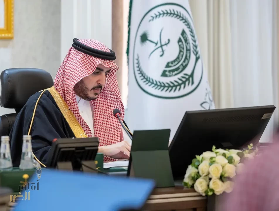 أمير منطقة الجوف يرأس اجتماع لجنة التوطين العُليا بالمنطقة