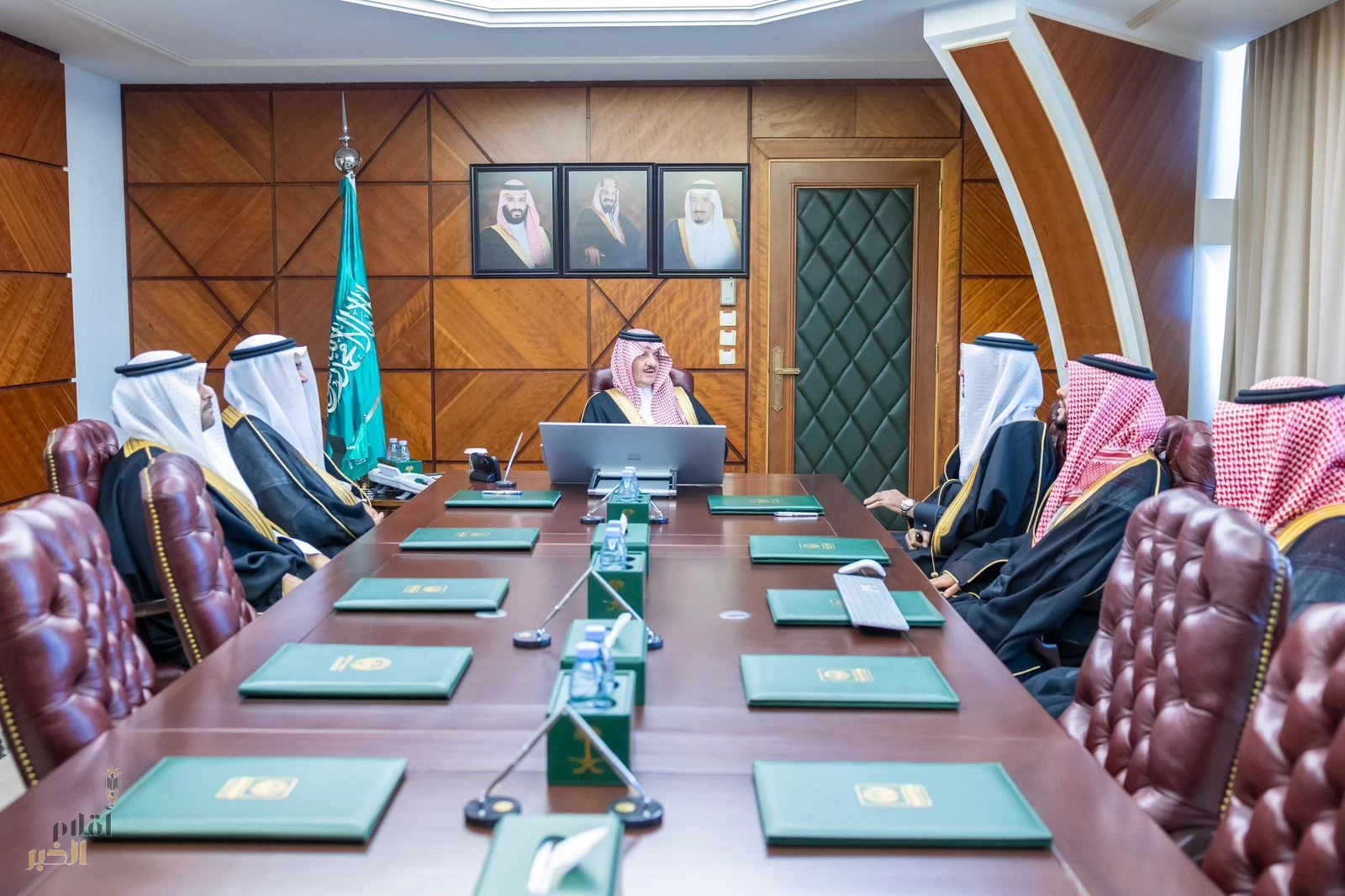 أمير الشرقية يطلع على خطط تصريف السيول في حفر الباطن